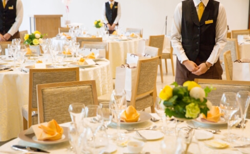 パーティーコンパニオン party hostess